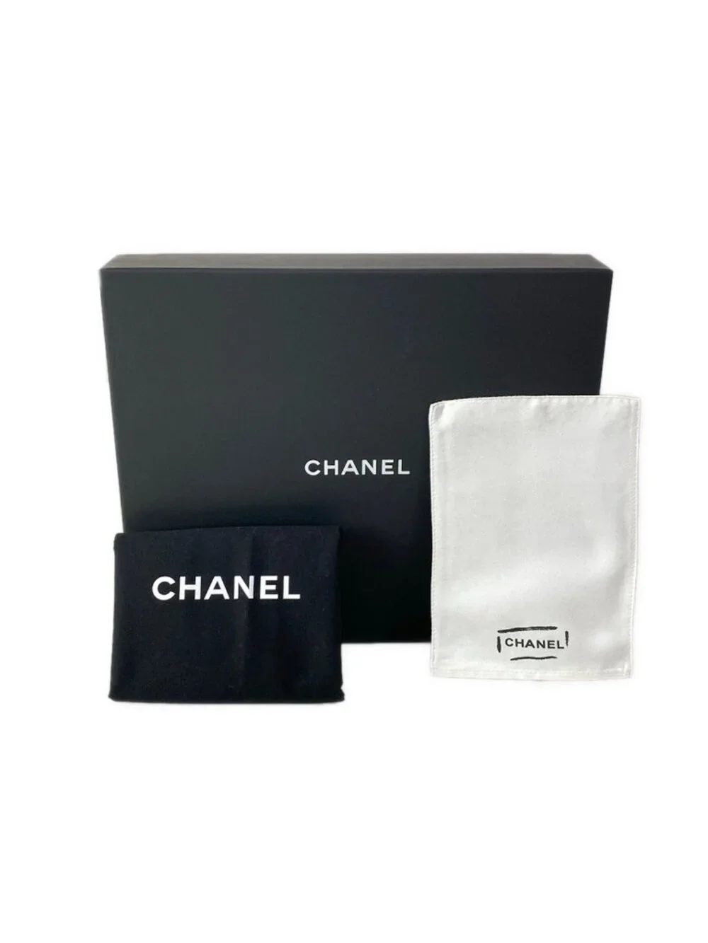Chanel Handbag 22 Mini Black